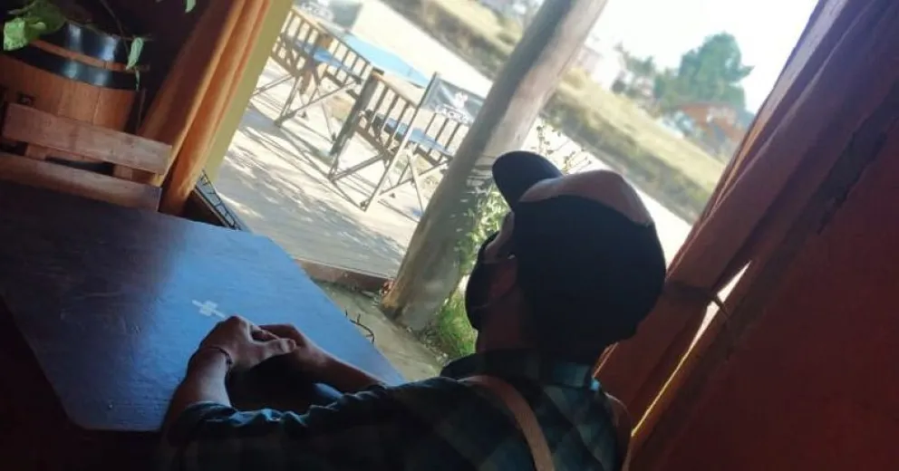 La gastronomía ya trabaja con distanciamiento social en Dina Huapi