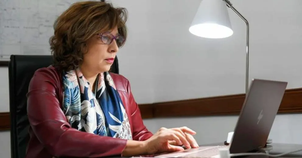 Arabela Carreras cumple aislamiento preventivo tras reuniones en Buenos Aires