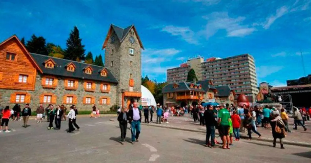 El turismo ante complejos desafíos: La situación sanitaria y la pérdida de conectividad