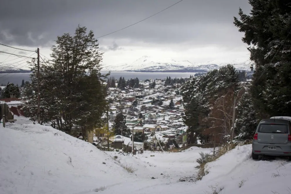 Se volvió a reunir la Mesa  de Tierras para analizar  la situación habitacional