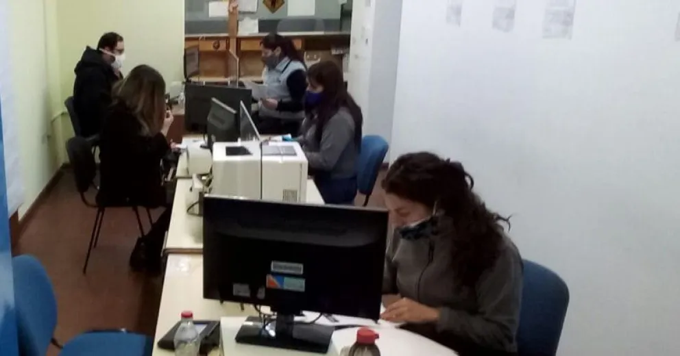 A partir del jueves habilitan dos turnos para licencias de conducir