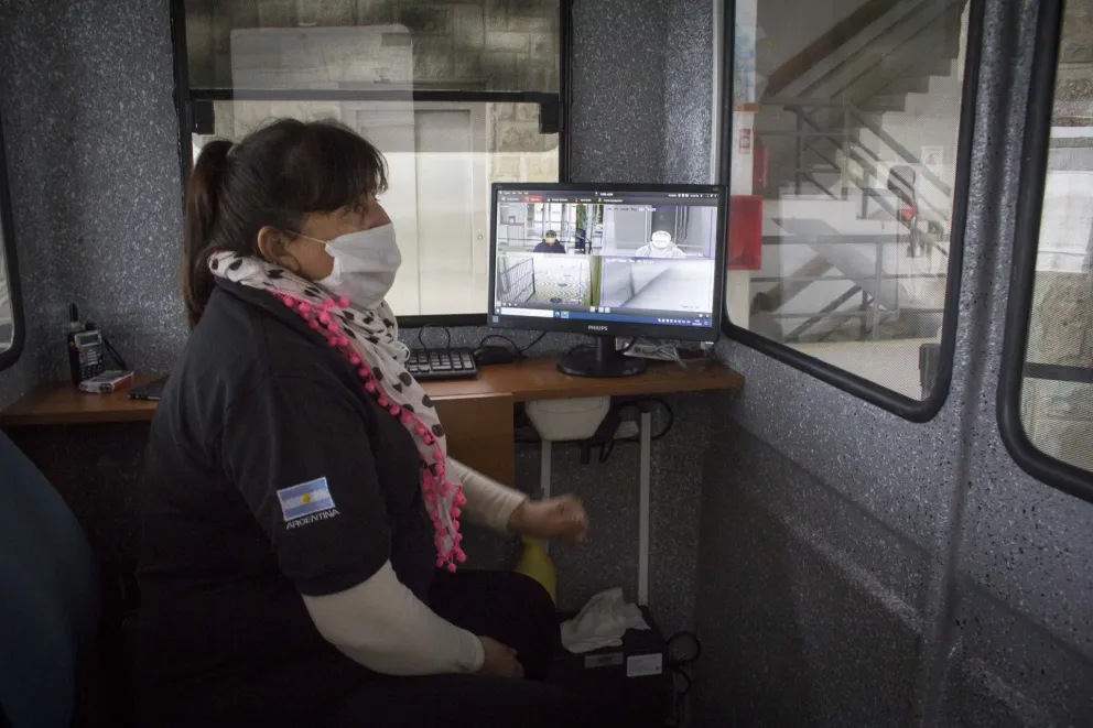 Analizarán la situación salarial de los trabajadores de salud