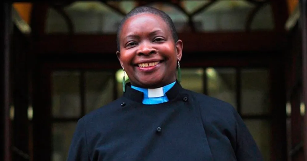 Rose Hudson-Wilkin, primera mujer negra en ser obispa