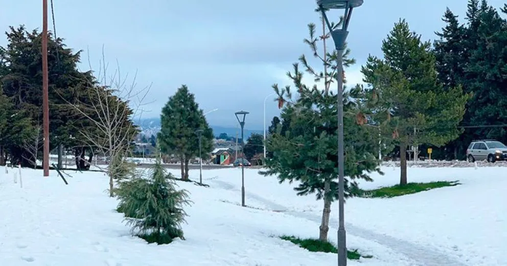 La CEB y la Municipalidad ponen en marcha nuevas obras de Alumbrado Público