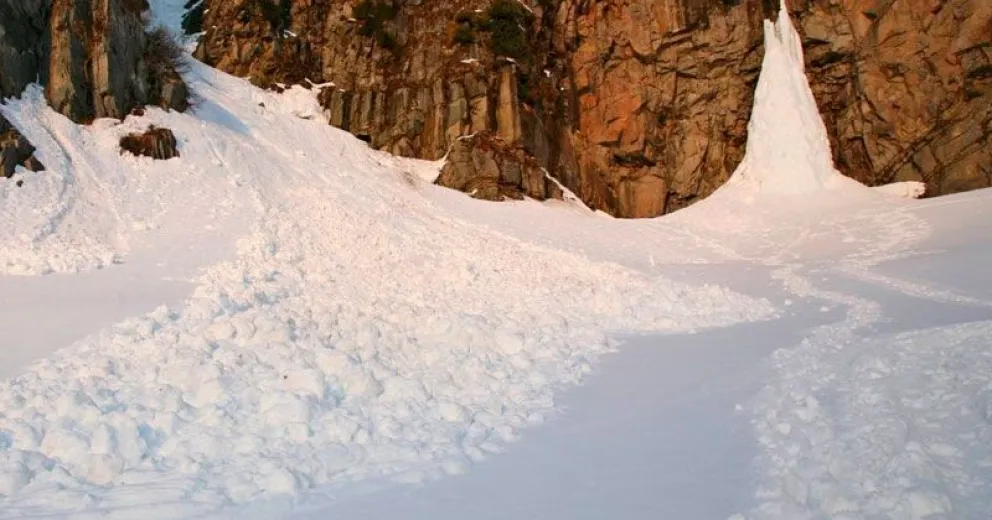 Reiteran alerta por riesgo de avalanchas