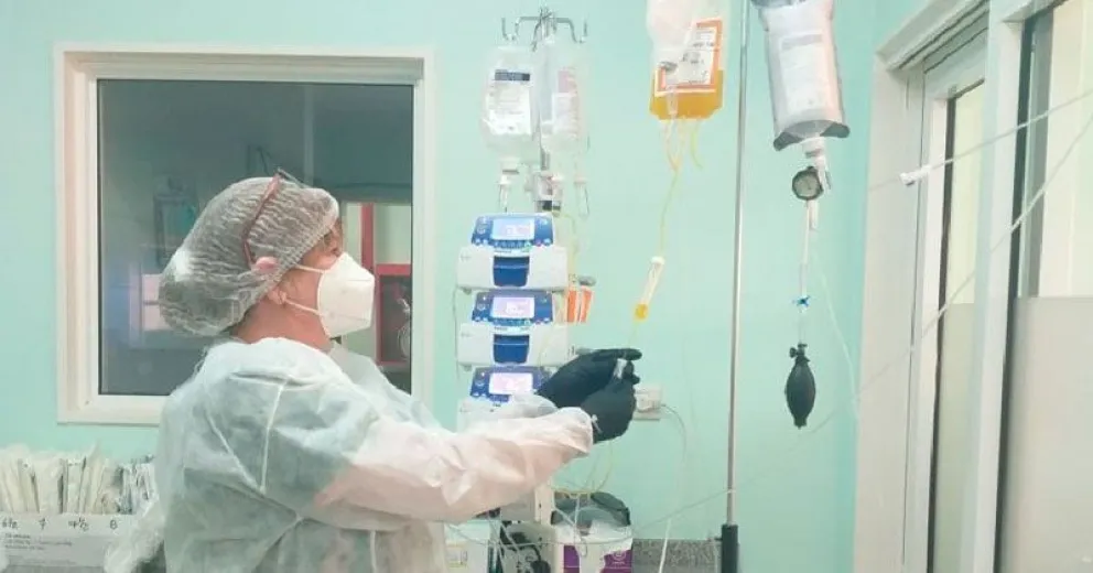 Exitosa primera transfusión de plasma de paciente recuperado de COVID-19 en un hospital rionegrino