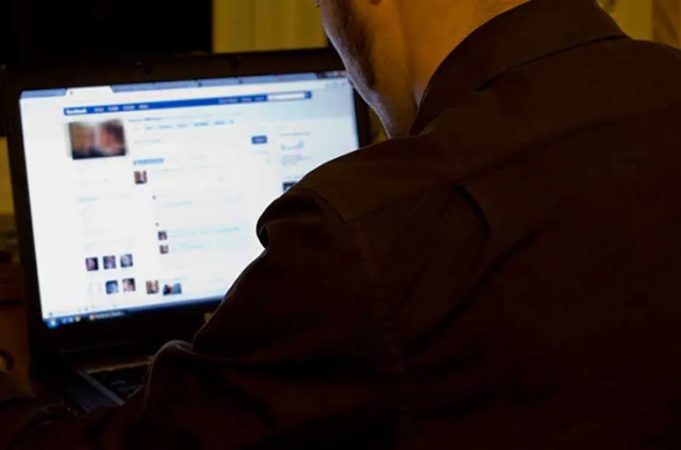 Iba a comprar un teléfono  celular y trataron de asaltarlo