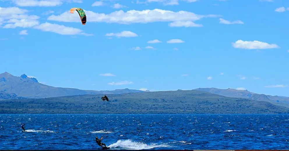 Recuerdan las diferentes medidas preventivas para realizar kitesurf