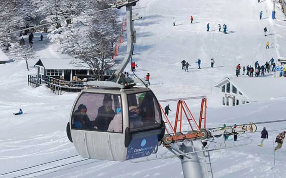 Cerro Bayo abrirá el 1 de agosto  para residentes solo los fines de semana