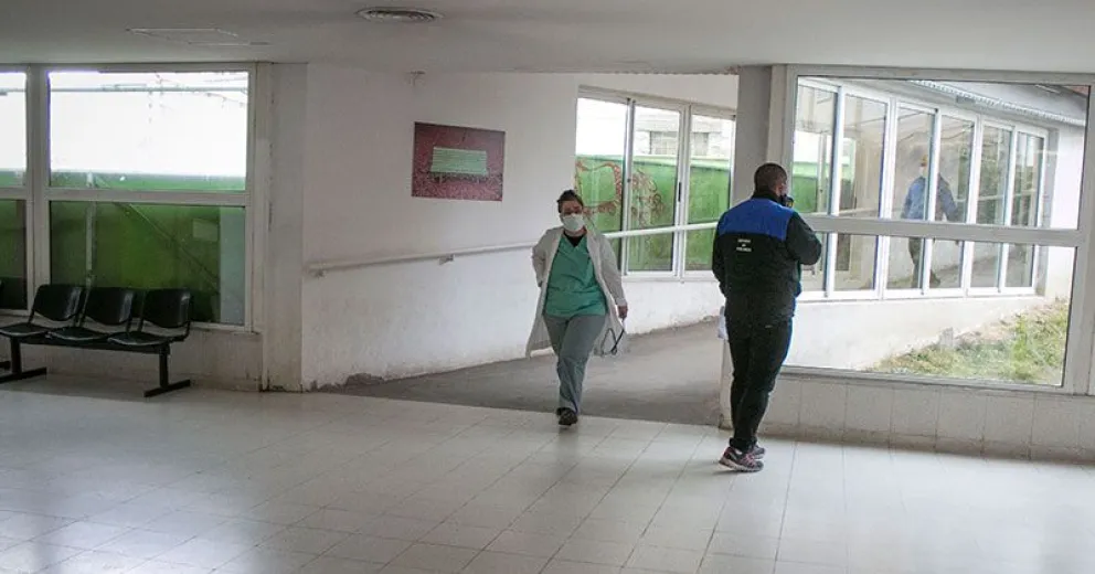 Un muerto y 135 nuevos contagios en la provincia  
