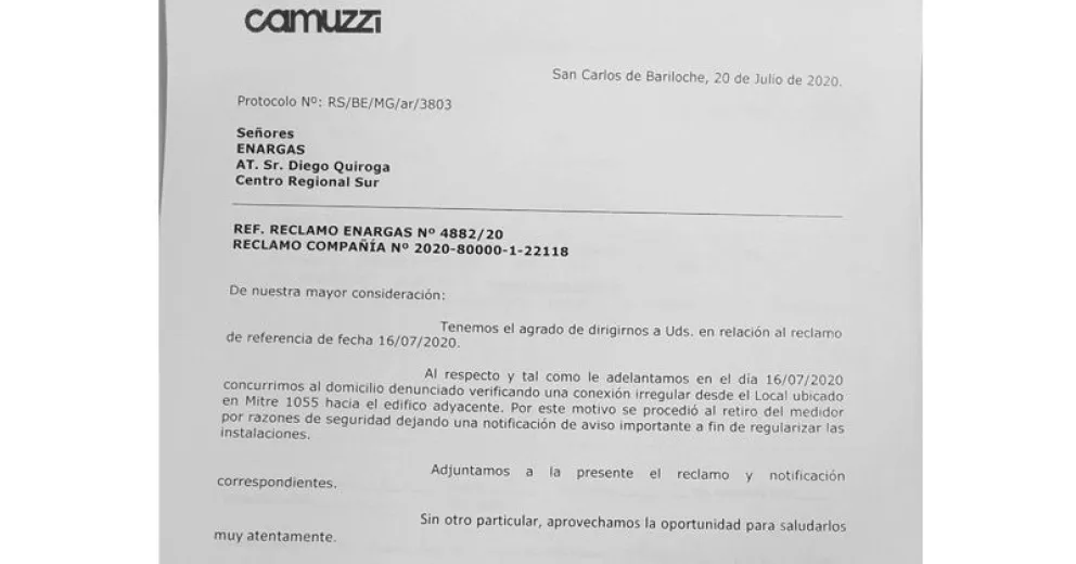Camuzzi confirmó que había  una conexión clandestina hacia  un departamento lindero