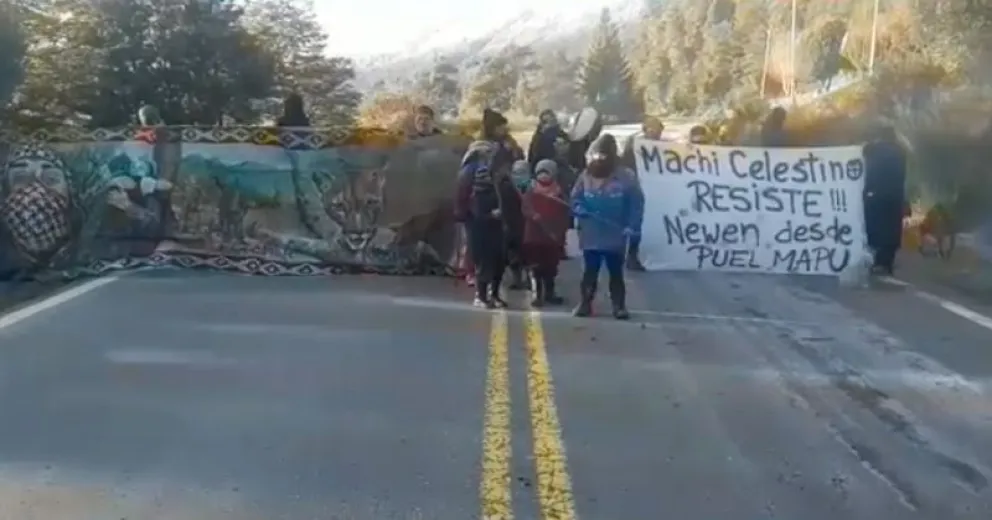 Comunidad Mapuche cortó nuevamente la ruta en Mascardi