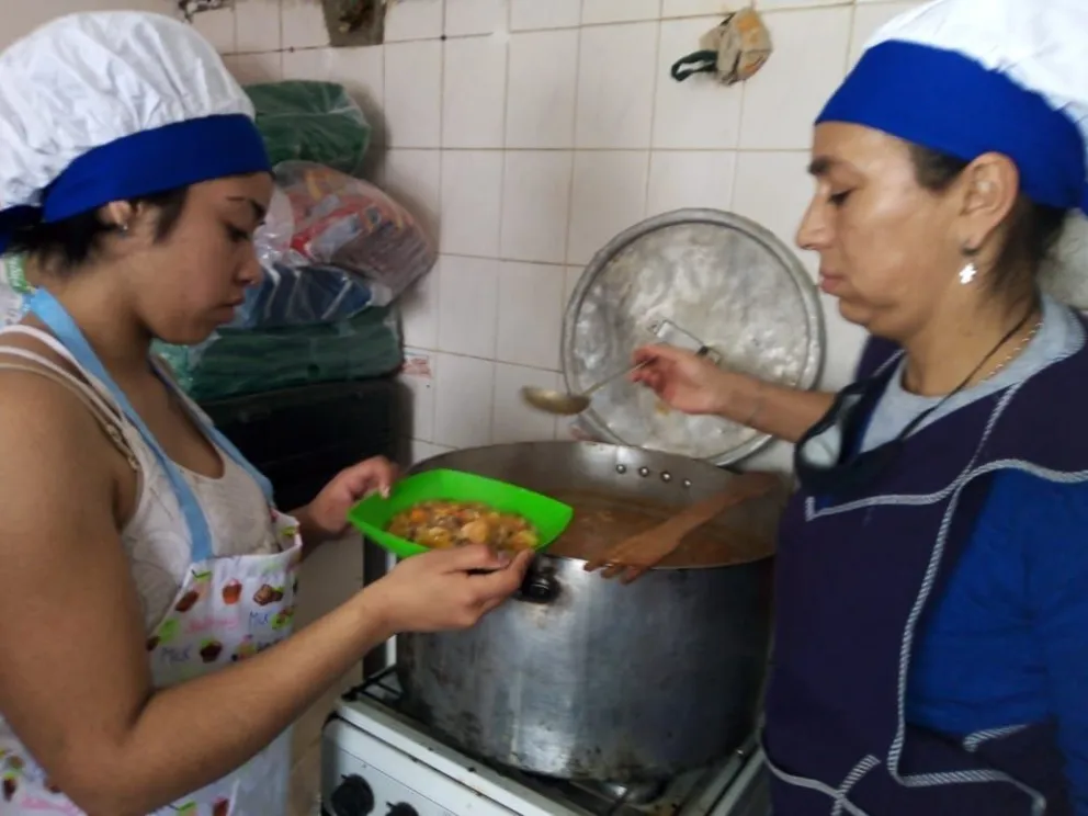 Once jóvenes crearon Dulce Refugio Bariloche y necesitan del respaldo de la comunidad