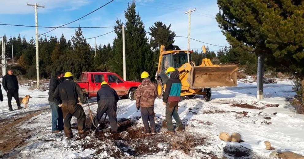 Se comenzó a materializar la red de gas del barrio Los Abedules