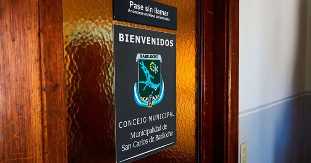 Confirmaron un caso de coronavirus en el Concejo y cerraron el edificio