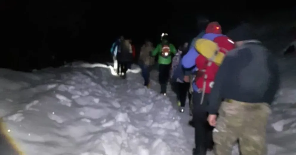 Rescataron a cinco personas en el Parque Nacional Lanín
