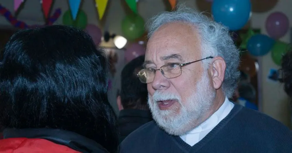 El padre Pepe repasó la historia de Emaús