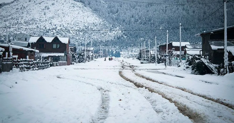 Vuelven las lluvias y nevadas a la Zona Andina y habrá fuertes vientos en la Región Sur