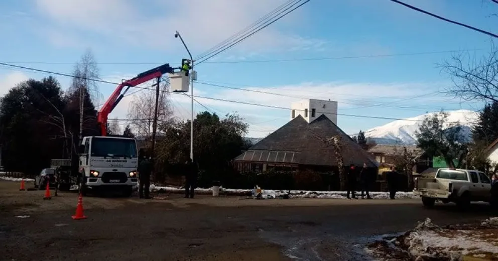 Instalan cámara de seguridad en barrio Belgrano
