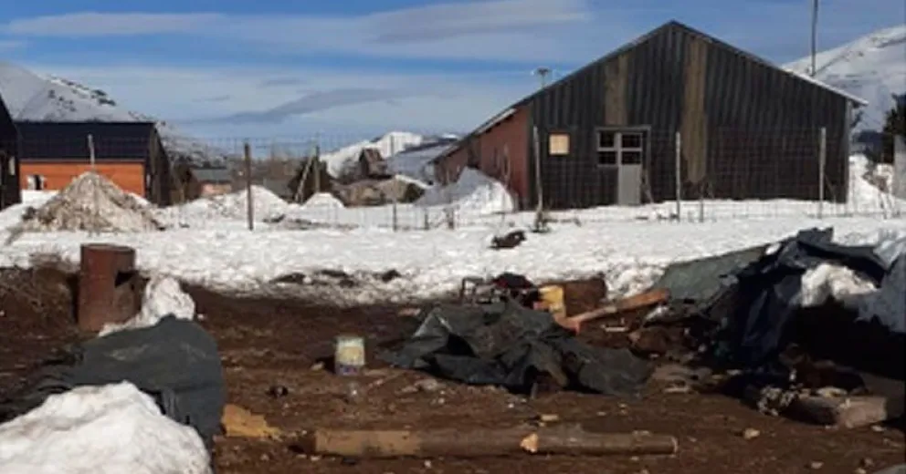 Se levantó la toma del barrio El Frutillar: varias personas fueron detenidas
