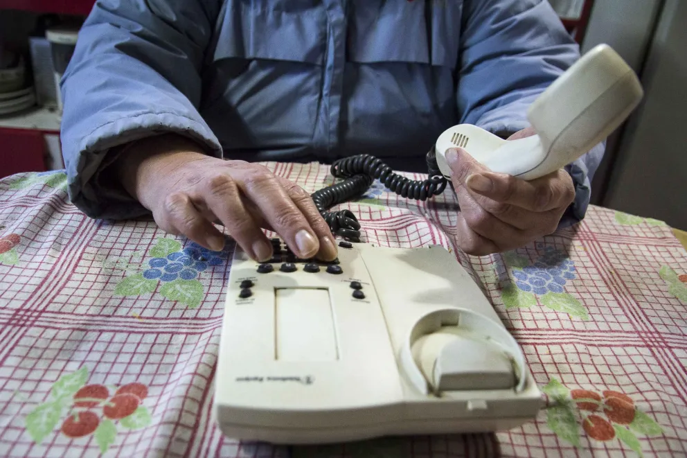 Cáritas Bariloche invita a ser parte del voluntariado de acompañamiento telefónico para pacientes en aislamiento