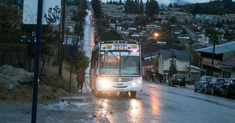 Anunciaron paro de colectivos para el lunes
