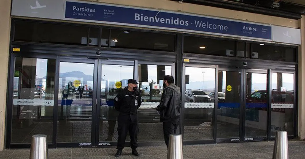 El intendente aclaró sobre vuelos privados, taxis y vehículos de otras ciudades en Bariloche