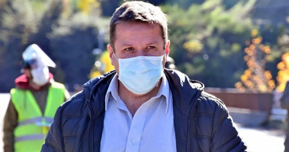 Stefani: “Que Bariloche tenga un alto número de contagios para Villa La Angostura es muy malo”