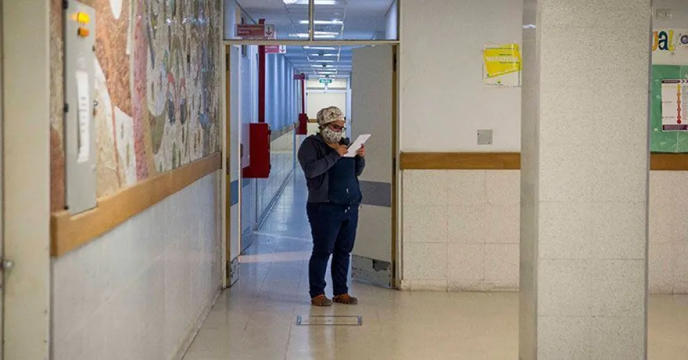 Murieron 3 pacientes en la provincia, que alcanzó los 98 decesos