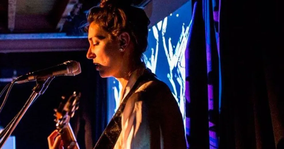 La barilochense Jeaninne Martin se presenta en Rionegrinos en Concierto