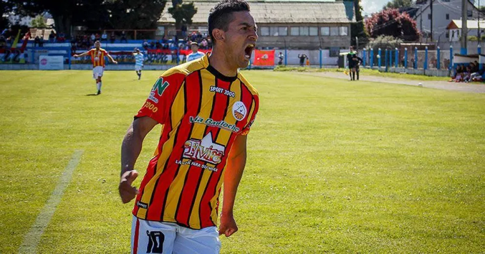 En Cruz del Sur se ilusionan con un posible retorno de Mauricio Rivero