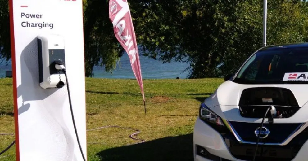 Trabajan para incorporar a Bariloche en un corredor binacional de electromovilidad