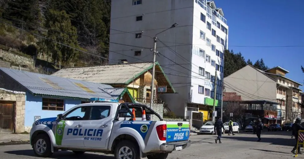 Conmoción por la caída de un hombre de un edificio céntrico  