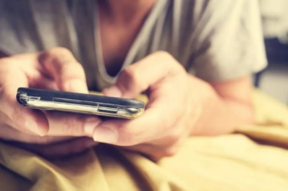 El gobierno congeló las tarifas de telefonía móvil, internet y TV paga hasta fin de año