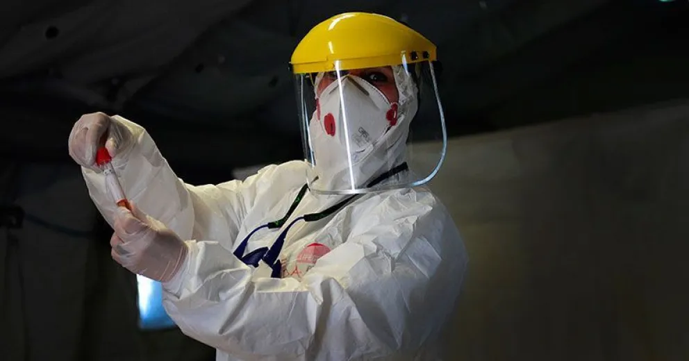 La OMS insta a "mover cielo y tierra" para un acceso "equitativo" a la vacuna contra el coronavirus