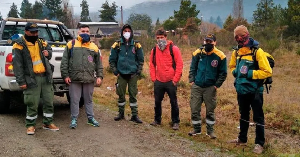 Personal del SPLIF partió hacia Rosario para brindar apoyo contra los incendios