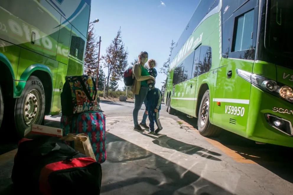 Protocolo de micros de larga distancia con el freno de mano puesto