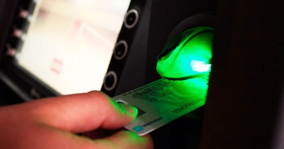 El sábado 5 comienza el cronograma de pago de sueldos a estatales rionegrinos