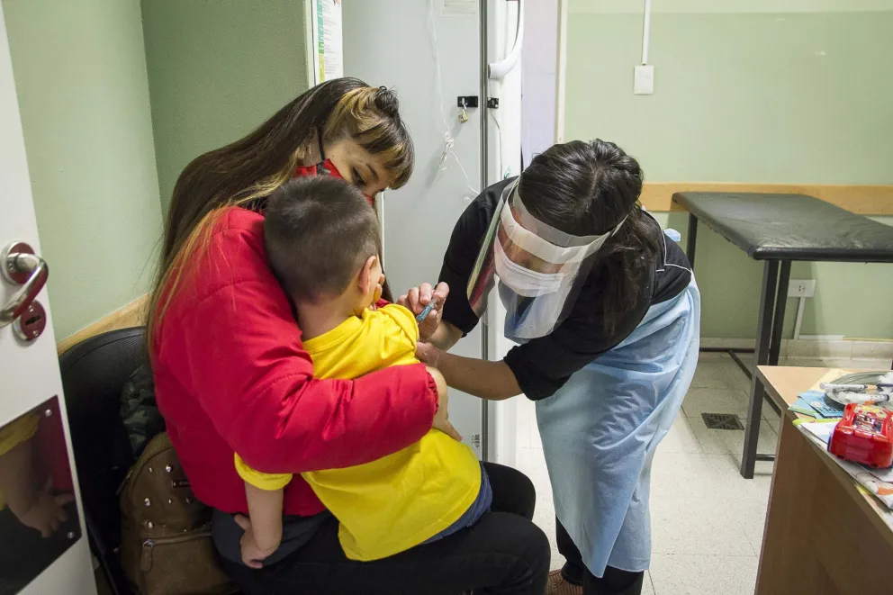 Preocupante: bajó a la mitad la cantidad de niños que se vacunan en el Hospital