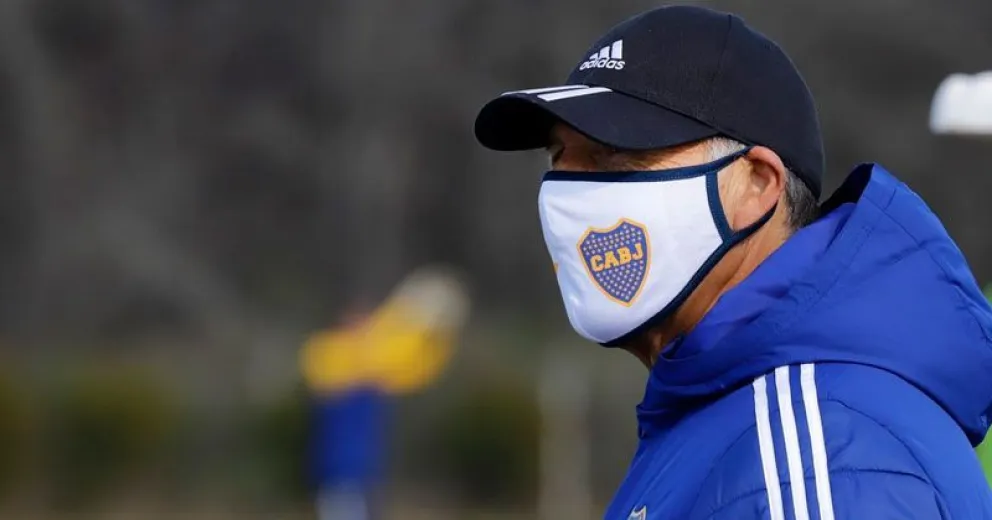 Boca informa un brote de coronavirus en su delegación y suspende las prácticas por 72 horas