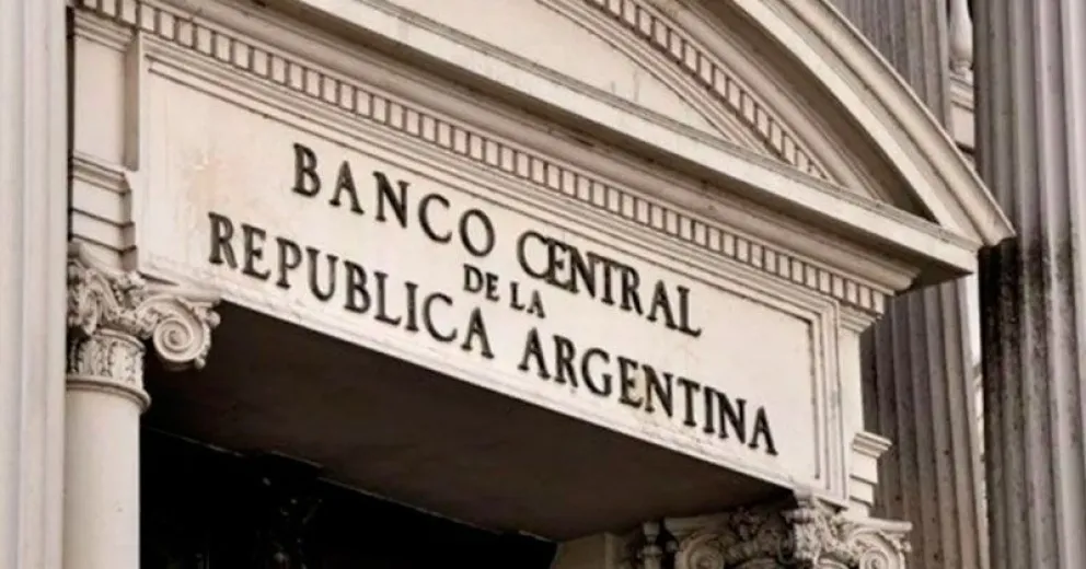 Bloquean 15.000 cuentas para la compra de dólares