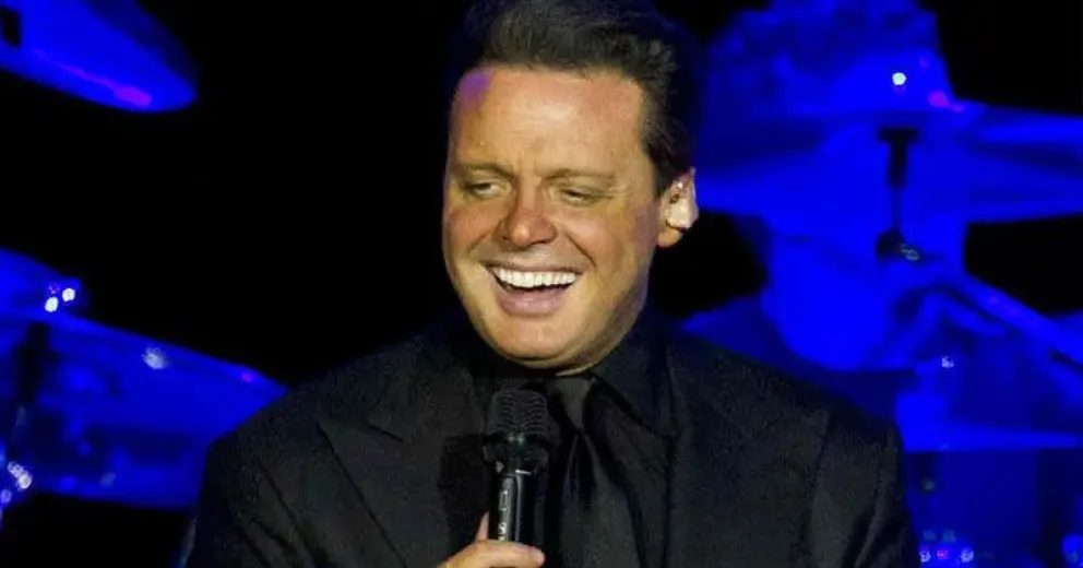 Luis Miguel, denunciado por encubrimiento del paradero de su madre, Marcela Basteri