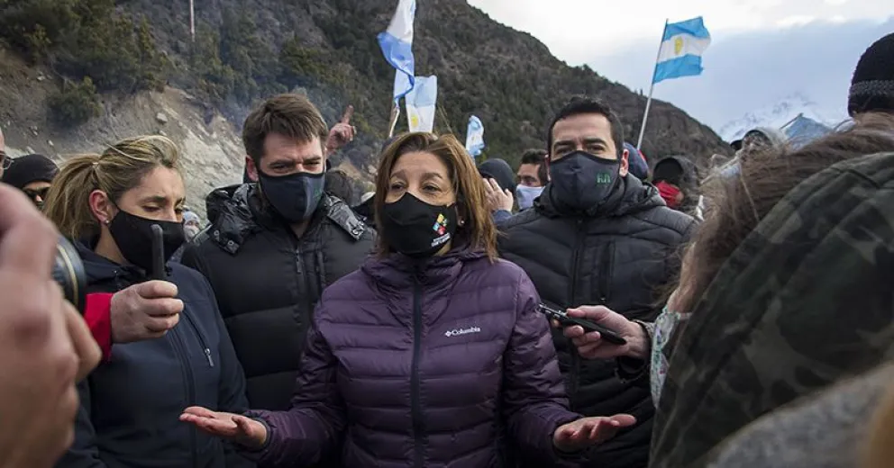 Carreras, sobre Villa Mascardi: "No reconocemos como interlocutores a personas encapuchadas"