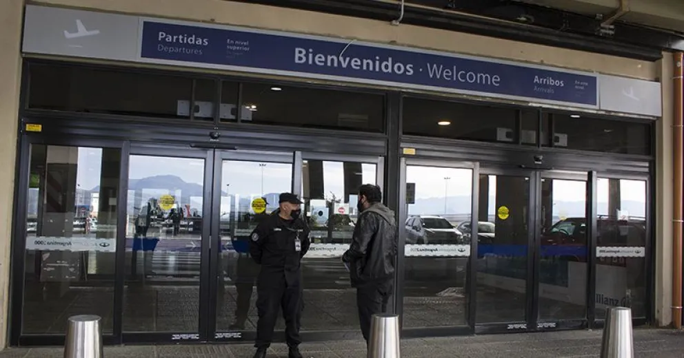 Con filtros de coronavirus los vuelos volverían a partir de octubre