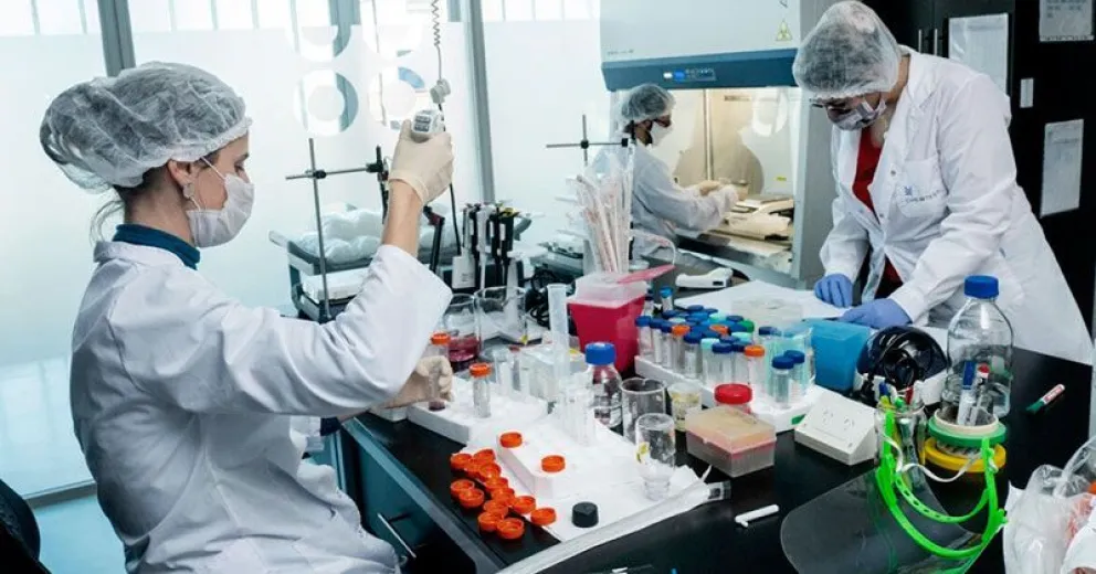 199 muertes y 10.933 contagios en las últimas 24 horas