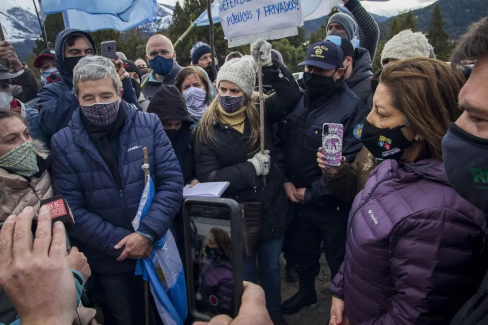 Autoridades de Nación recibirán a vecinos de Mascardi en Buenos Aires