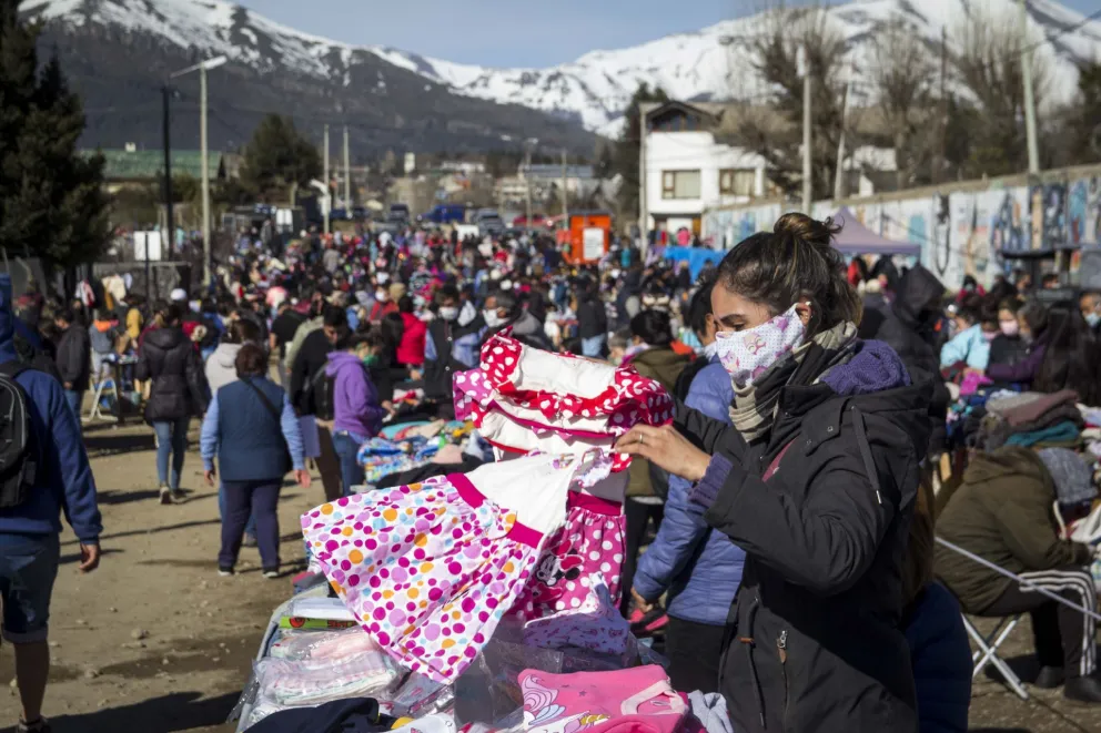 Reabrió la feria Emaús: tras seis meses, cientos de feriantes pueden volver a trabajar