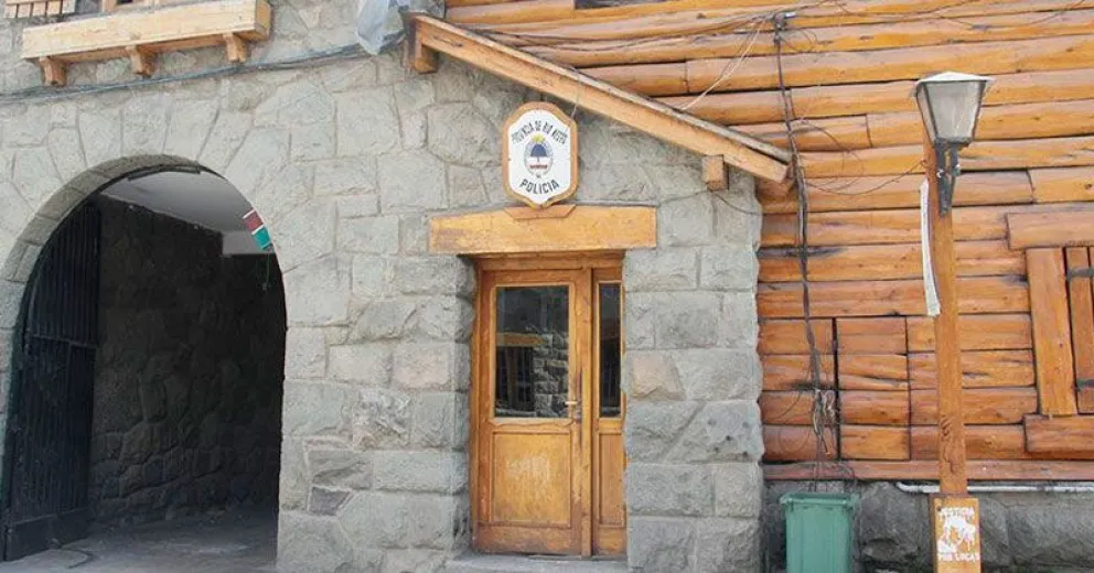 Robó elementos de un comercio de Onelli  y fue detenido 