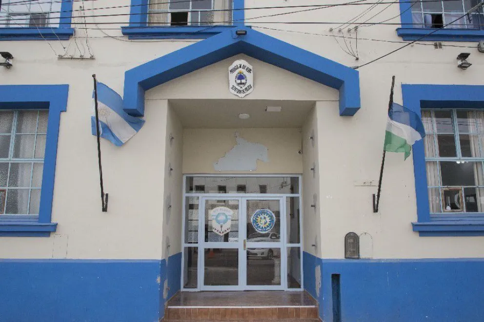 El Gobierno analiza la situación laboral y salarial del personal policial y penitenciario