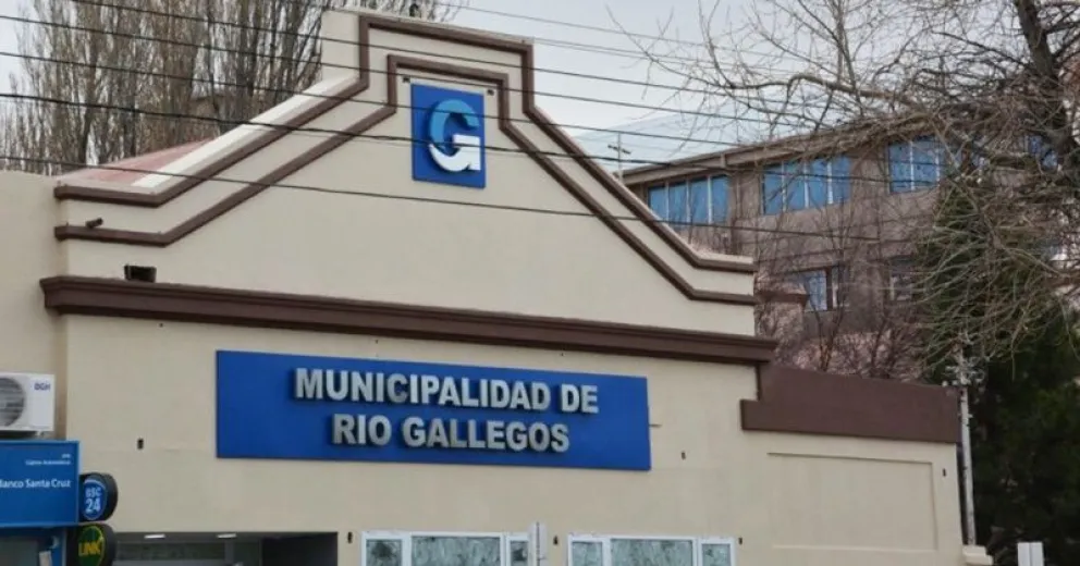 Tras la polémica por la copia a Gennuso, retiraron la “G” del municipio de Río Gallegos